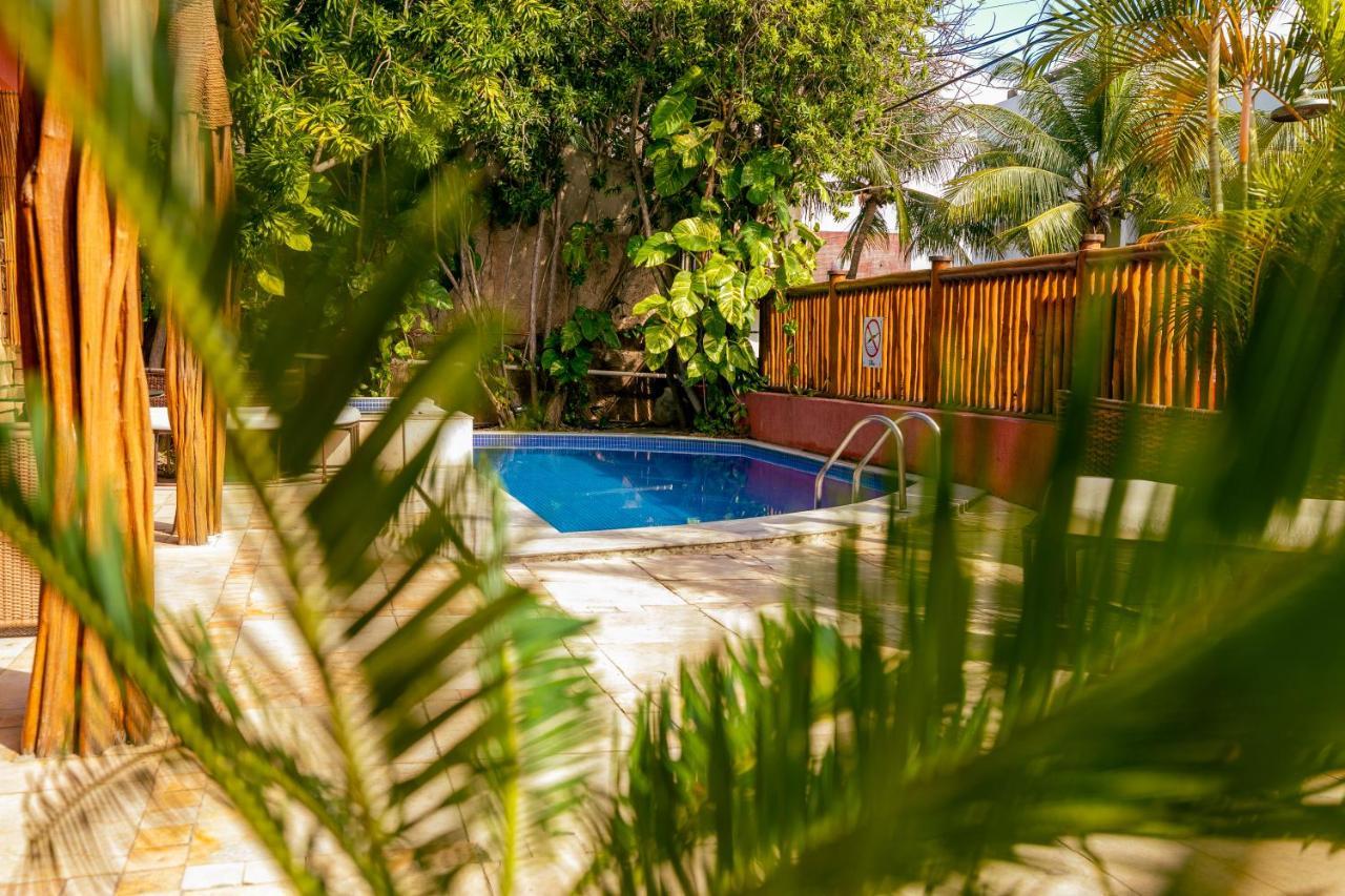 Safari Natal Beach Hotel Экстерьер фото